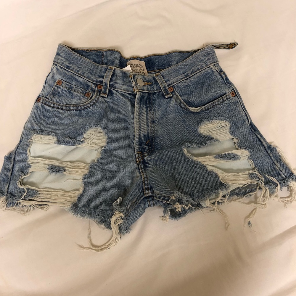LF FURST OF KIND Levi’s High-Waisted Butt Rips